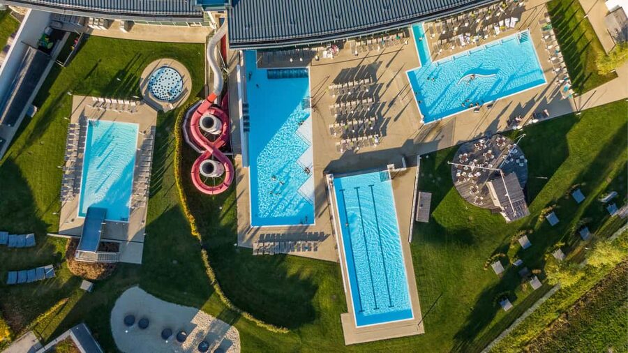 Zell am See: Tauern SPA Day Ticket for Water World - Alpine views through panoramic windows, plus where to actually relax